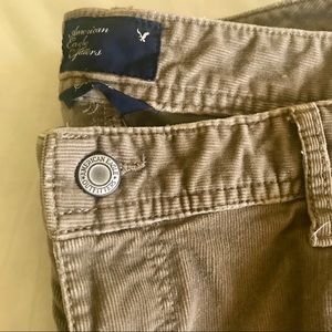 American Eagle Outfitters Brown Corduroy Size 10